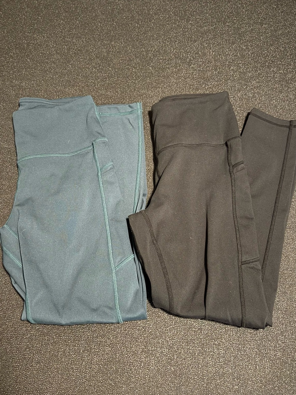 Senita Athletics Vinyasa Leggings in Pacific and Black